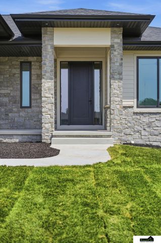 2222 Battle Creek Road, Lincoln, NE 68520
