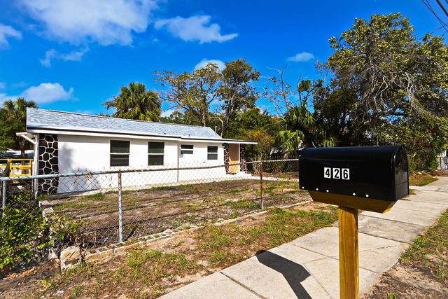 426 S DISSTON AVENUE, Tarpon Springs, FL 34689