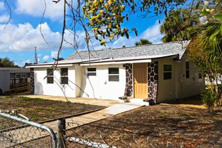 426 S DISSTON AVENUE, Tarpon Springs, FL 34689