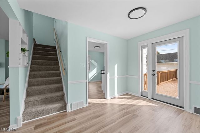 16347 Craigmere Drive, Middleburg Heights, OH 44130