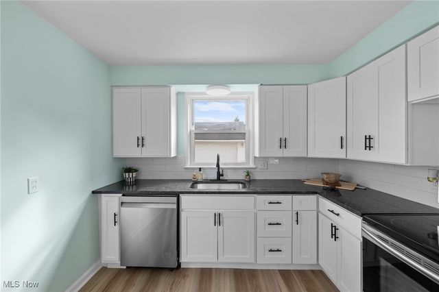 16347 Craigmere Drive, Middleburg Heights, OH 44130