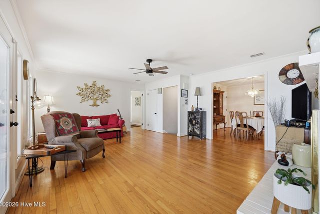 308 Sunnyside Drive, Washington, NC 27889
