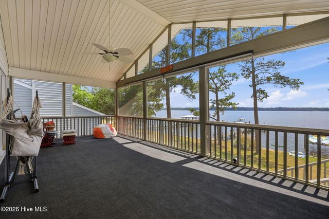 308 Sunnyside Drive, Washington, NC 27889