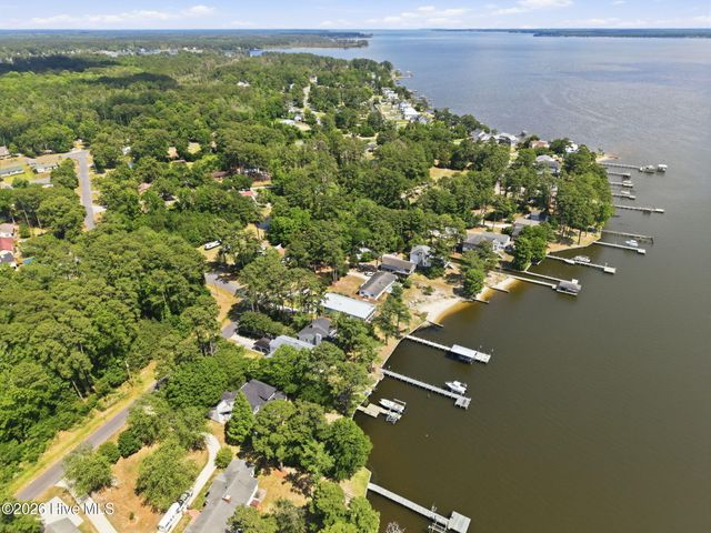 308 Sunnyside Drive, Washington, NC 27889