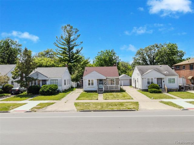 19563 Schoenherr Street, Detroit, MI 48205