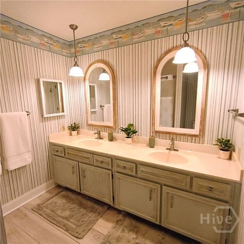 35 Clarendon Road, Savannah, GA 31410