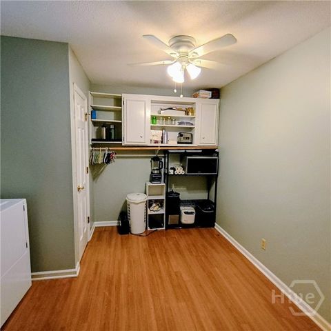 35 Clarendon Road, Savannah, GA 31410