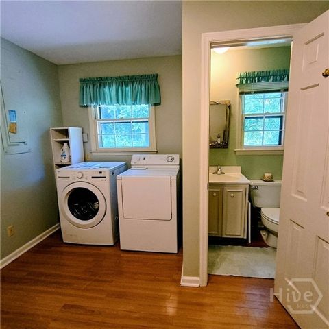 35 Clarendon Road, Savannah, GA 31410