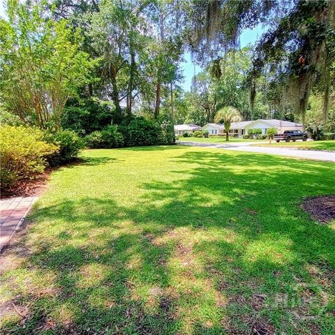 35 Clarendon Road, Savannah, GA 31410