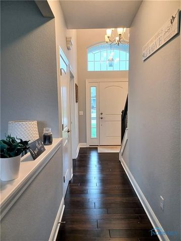 14934 Stonebridge Lane, Perrysburg, OH 43551