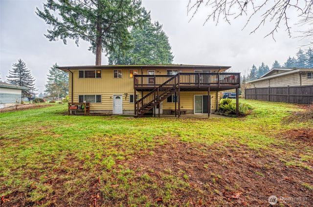 8006 55th Avenue Ct E, Puyallup, WA 98371