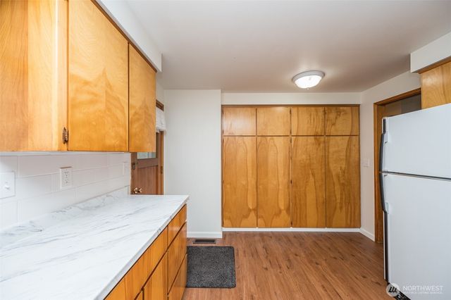 8006 55th Avenue Ct E, Puyallup, WA 98371