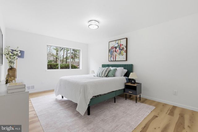 2412 OLD STONE MILL DR, East Windsor Twp, NJ 08512