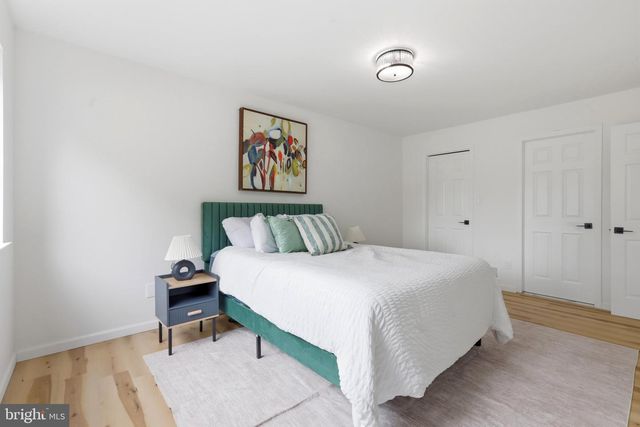 2412 OLD STONE MILL DR, East Windsor Twp, NJ 08512