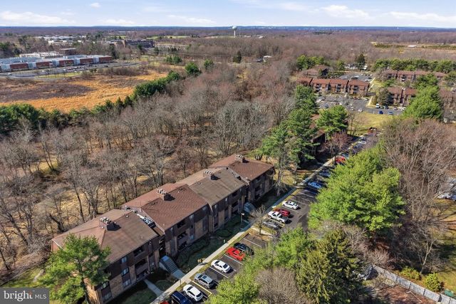 2412 OLD STONE MILL DR, East Windsor Twp, NJ 08512