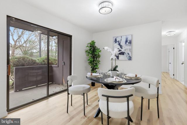 2412 OLD STONE MILL DR, East Windsor Twp, NJ 08512