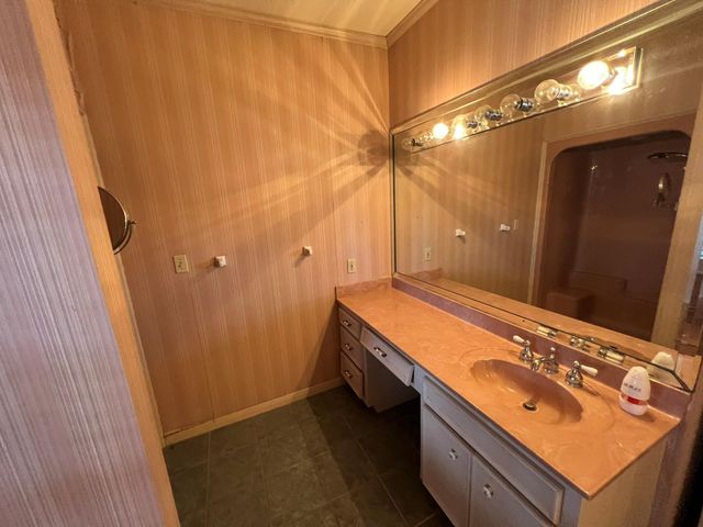 2630 Evalon Street, Beaumont, TX 77702