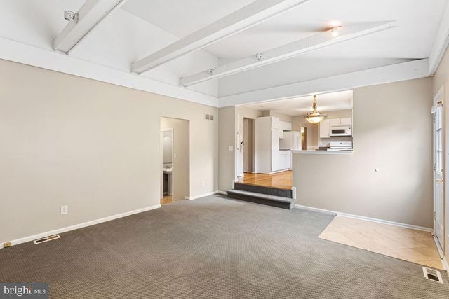 260 VILLAGE CT, Haddonfield, NJ 08033