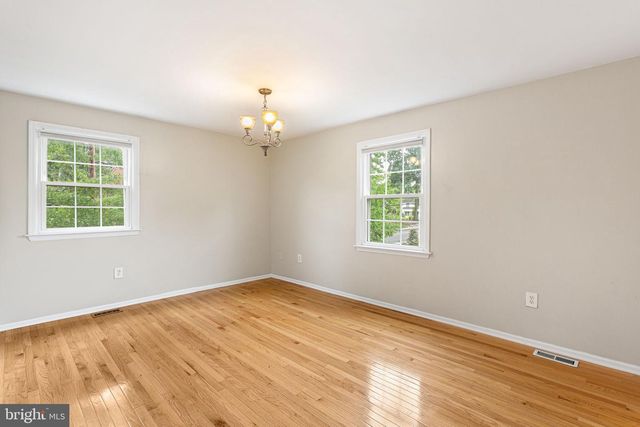 260 VILLAGE CT, Haddonfield, NJ 08033