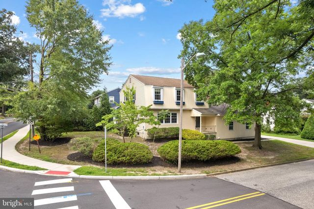 260 VILLAGE CT, Haddonfield, NJ 08033