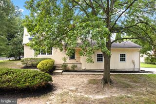 260 VILLAGE CT, Haddonfield, NJ 08033