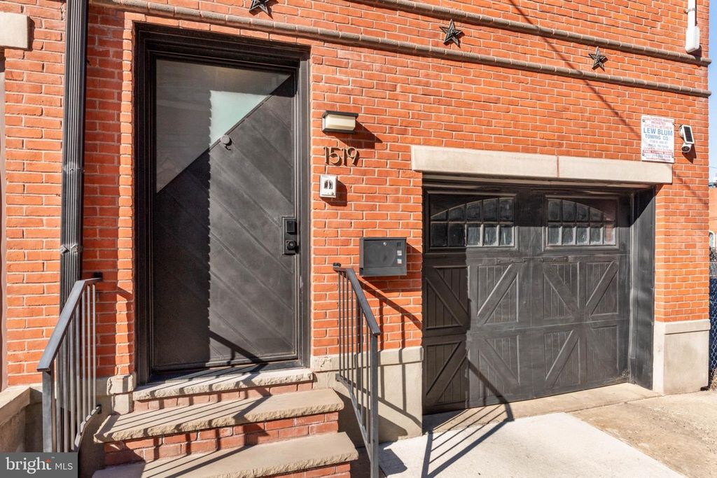 1519 WALLACE ST, PHILADELPHIA, PA 19130 — photo 2