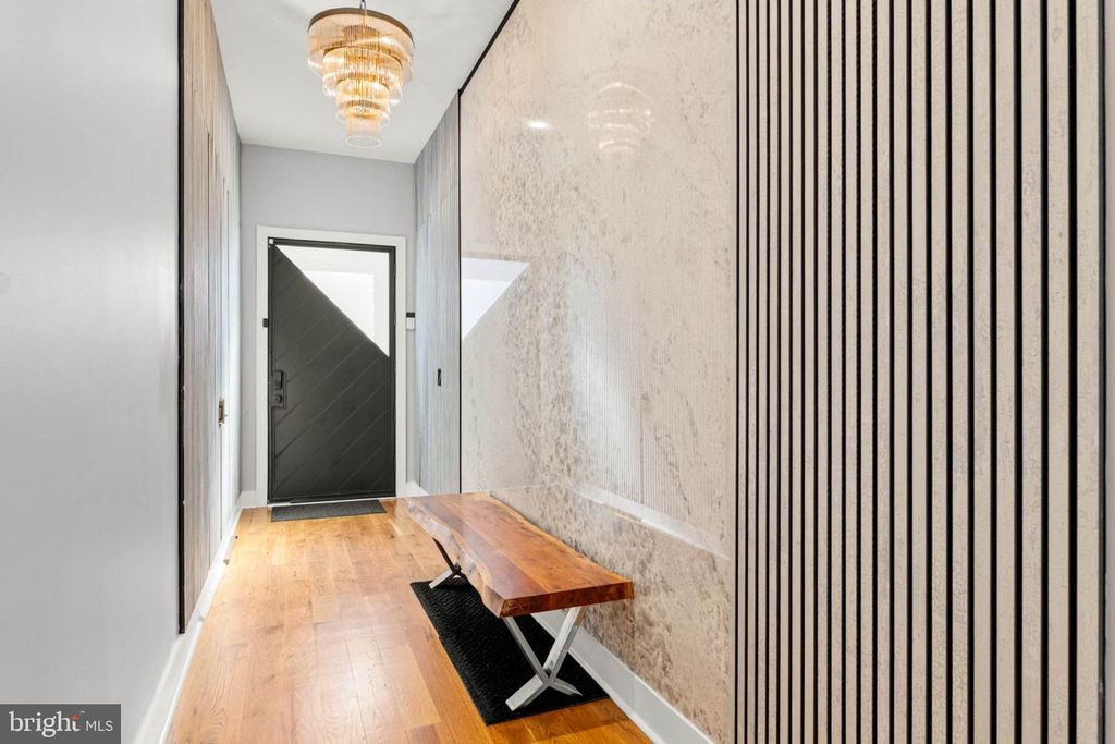 1519 WALLACE ST, PHILADELPHIA, PA 19130 — photo 3
