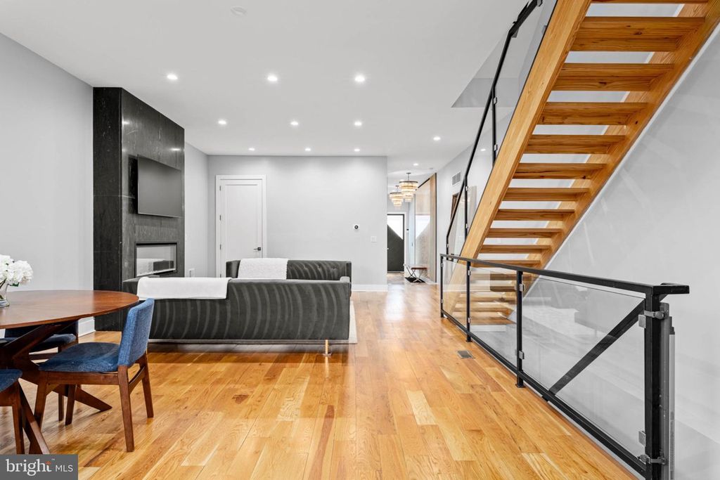 1519 WALLACE ST, PHILADELPHIA, PA 19130 — photo 5