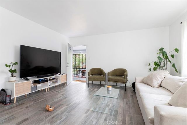 13647 Leadwell Street, Van Nuys, CA 91405