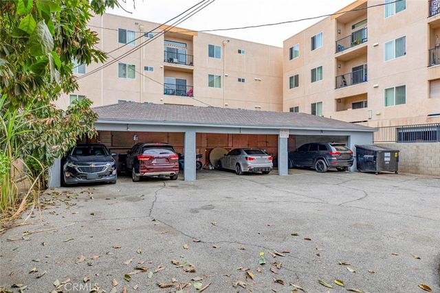 13647 Leadwell Street, Van Nuys, CA 91405