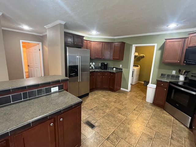 131 Martha Stockton Road, Albany, KY 42602
