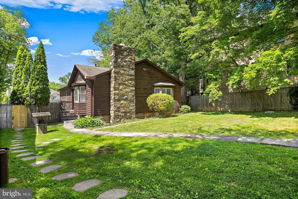 6914 CHELSEA RD, Mclean, VA 22101