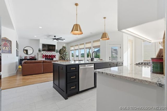 14308 E 95th Place North, Owasso, OK 74055