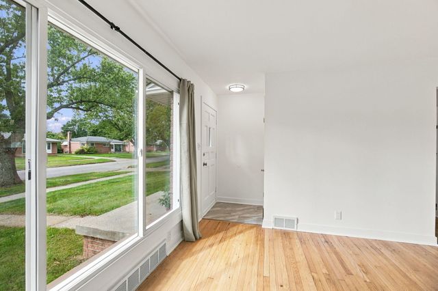 1063 Lori Street, Ypsilanti Twp, MI 48198