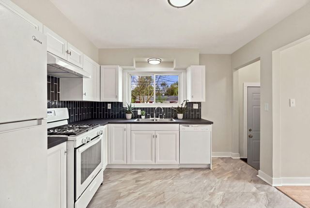 1063 Lori Street, Ypsilanti Twp, MI 48198