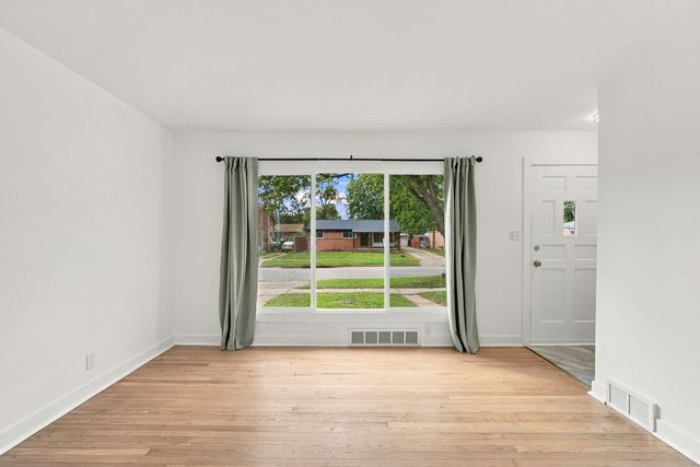 1063 Lori Street, Ypsilanti Twp, MI 48198