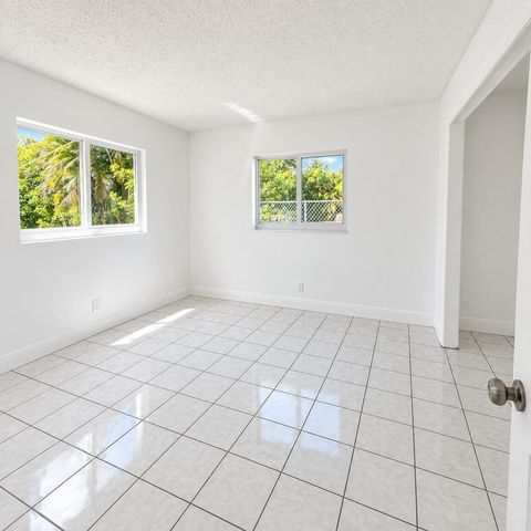 7842 NW 1ST Street, Margate, FL 33063