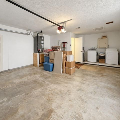 7842 NW 1ST Street, Margate, FL 33063