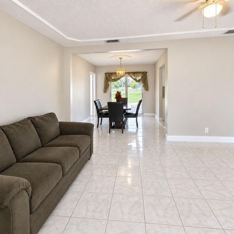 7842 NW 1ST Street, Margate, FL 33063