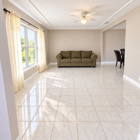 7842 NW 1ST Street, Margate, FL 33063