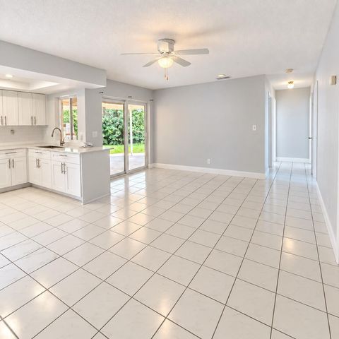 7842 NW 1ST Street, Margate, FL 33063