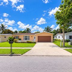7842 NW 1ST Street, Margate, FL 33063