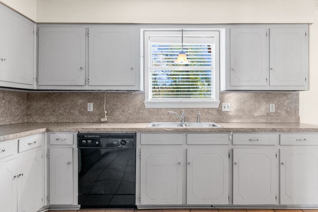 279 Rs County Road 3120, Emory, TX 75440