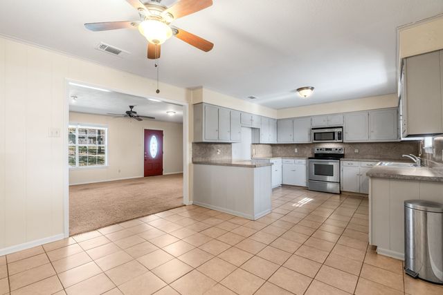 279 Rs County Road 3120, Emory, TX 75440