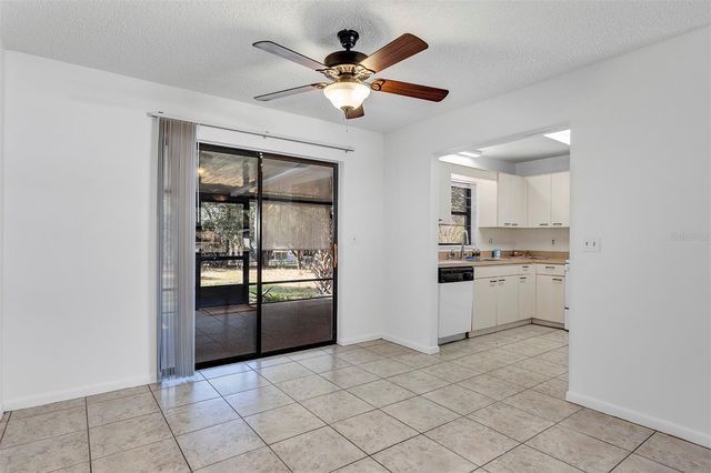 606 THIRD AVENUE, Lady Lake, FL 32159