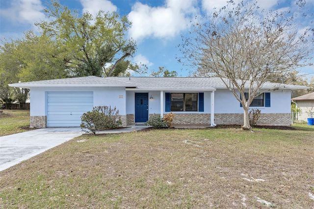 606 THIRD AVENUE, Lady Lake, FL 32159