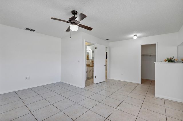 606 THIRD AVENUE, Lady Lake, FL 32159