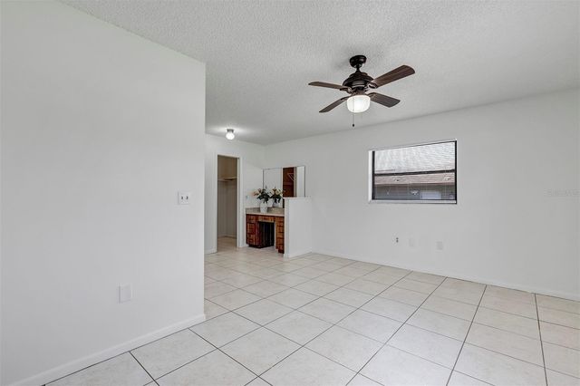 606 THIRD AVENUE, Lady Lake, FL 32159
