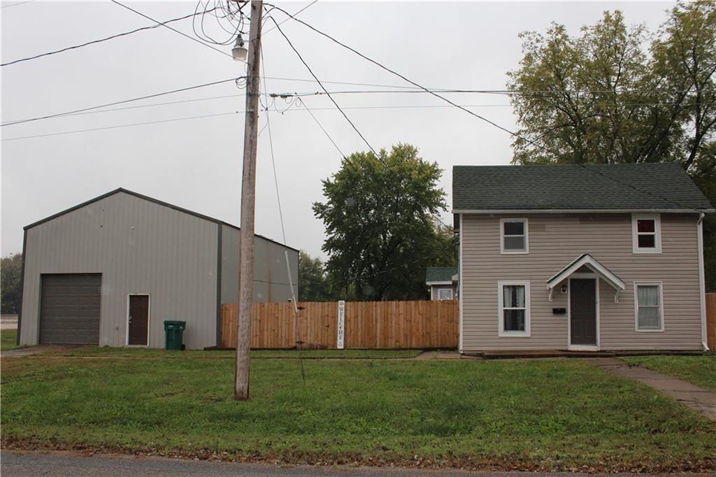 223 E Seward Street, Burlingame, KS 66414