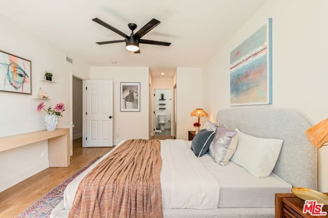 6607 Farralone Avenue, Woodland Hills (los Angeles), CA 91303